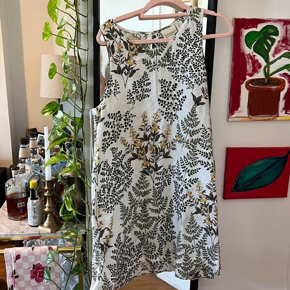 Cynthia Rowley Linen shift dress with floral print